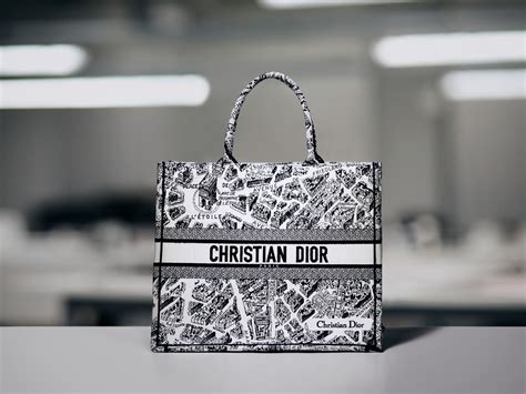 The New Dior Plan De Paris Print Dates Back to the 